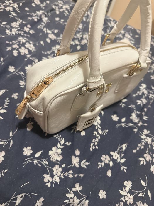 Дамска чанта miu miu