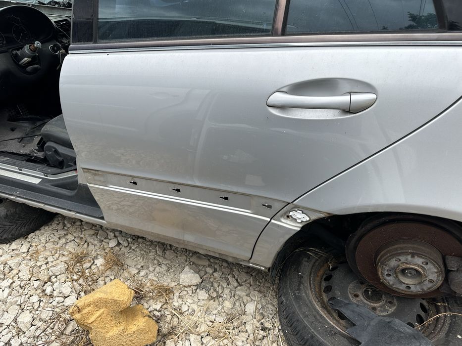Задни врати за Мерцедес W203 face lift C classa!!!
