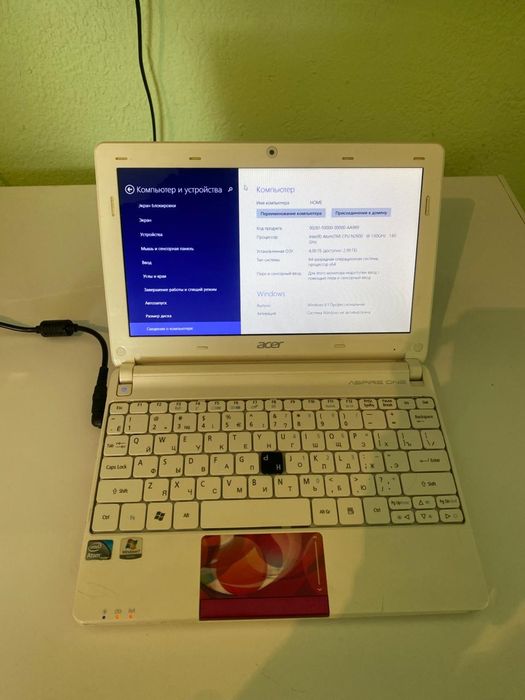 Нетбук Acer aspire one