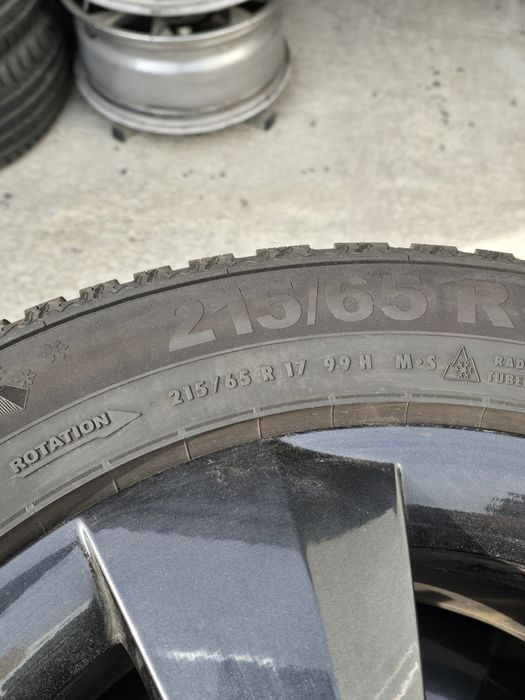 2 Броя 215/65/17 Semperit 8,6mm 2023dot