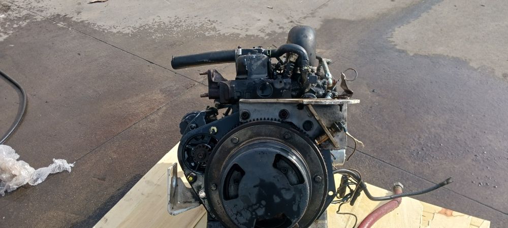 Двигател за Термокинг,трактор багер,лодка