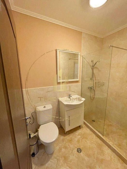 Просторна самостоятелна къща м-т Акчелар