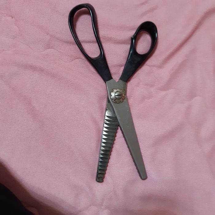 Зигзаг кайчи барча нарсалар учун