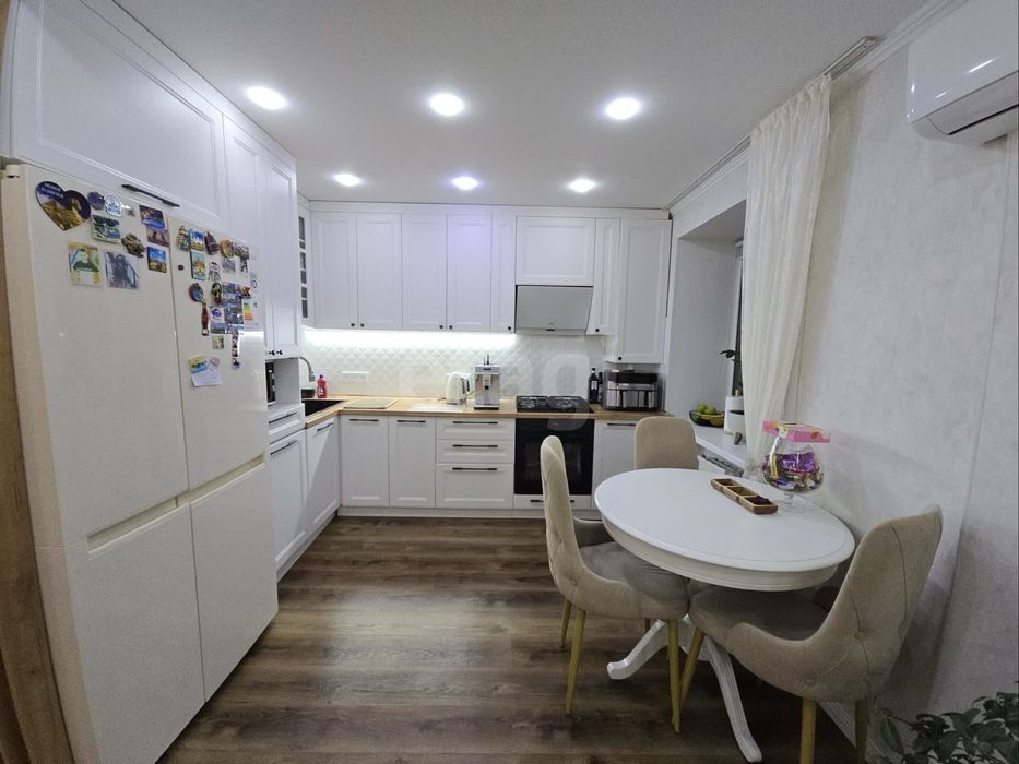 Продам 3-х комнатную квартиру