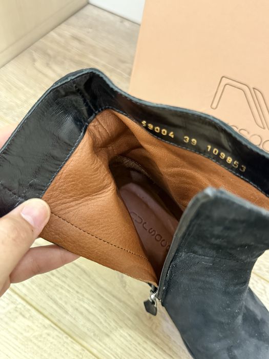 Продается замшевые туфли от nursace