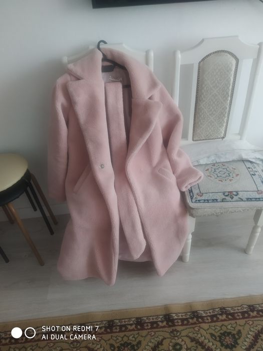 Продам пальто на осень - весну