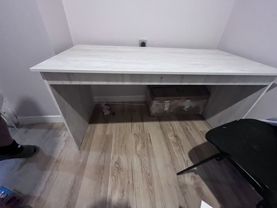 Продам стол-парту