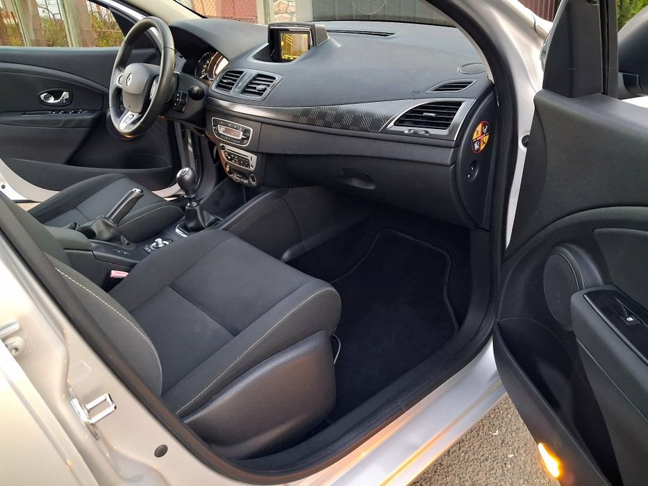 Renault megane 2013   1.2 benzina  115 cp euro 5 navigatie