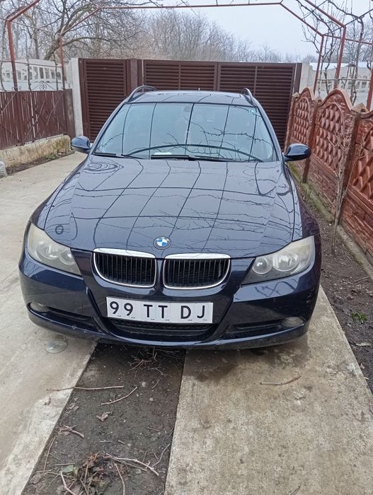 BMW  2007 benzină