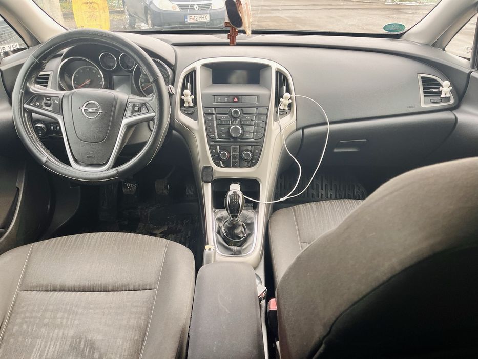 Opel astra j 1.4 ,140 cp benzina+gpl