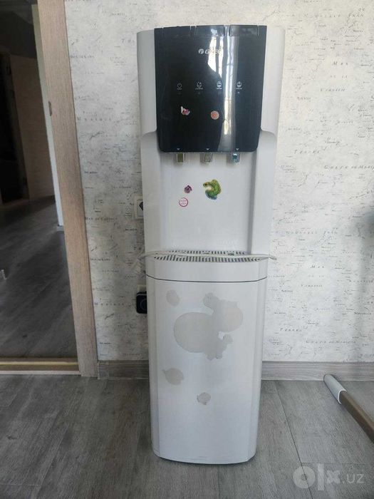 Продам б/у кулер для воды Gree. Самовывоз.