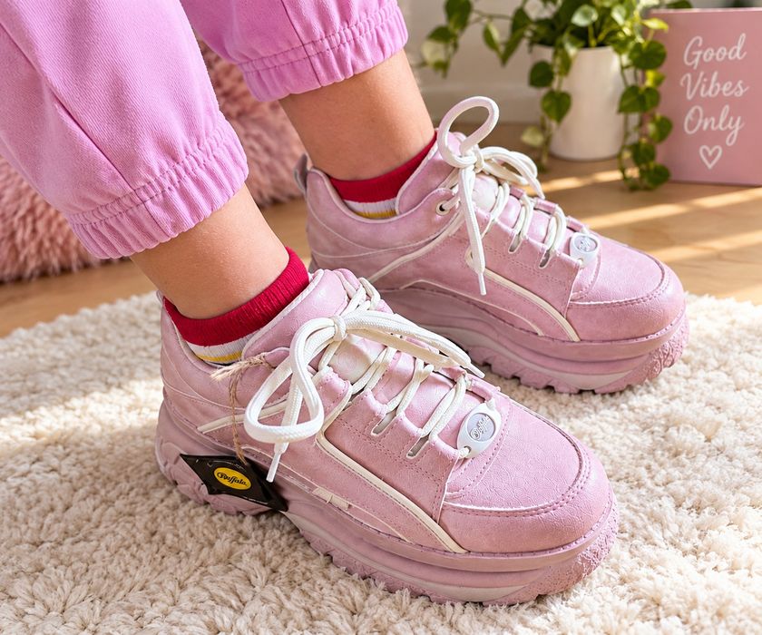 Buffalo London Classic Low in Pale Pink