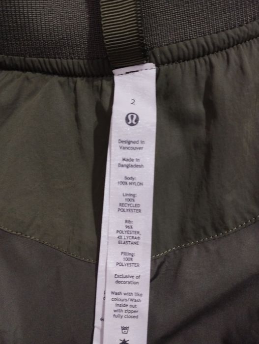 Vesta dama Lululemon primaloft polyester măr 2