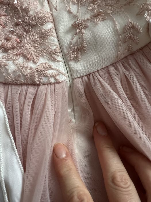 Rochita eleganta de botez