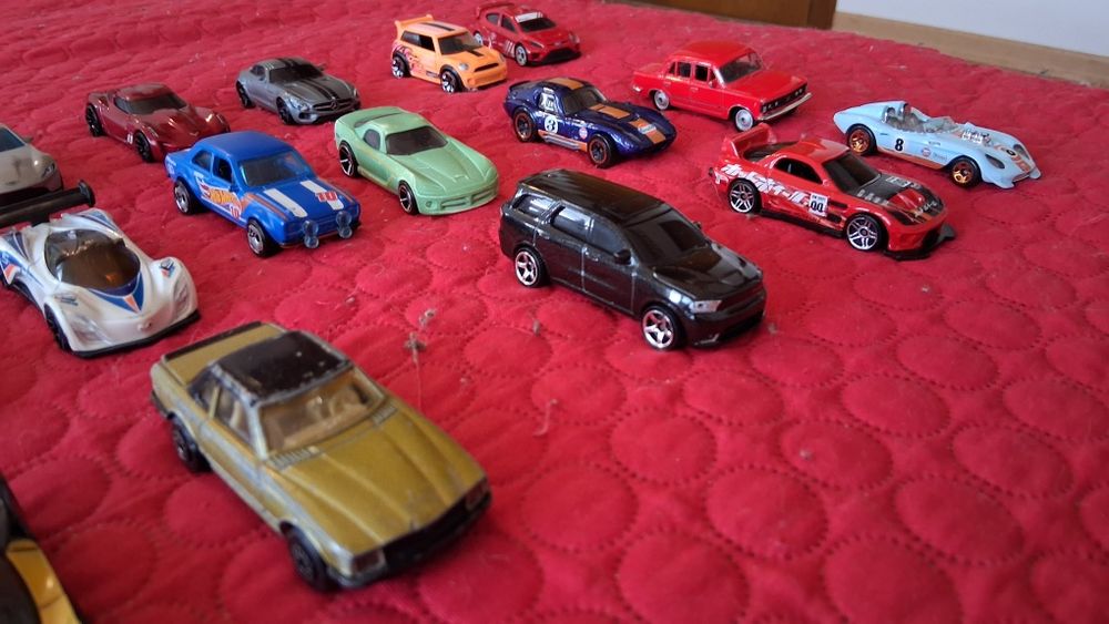 Hot wheels модели