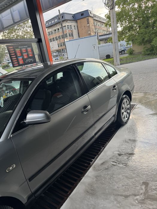 Vând passat B5.5 1.9 tdi