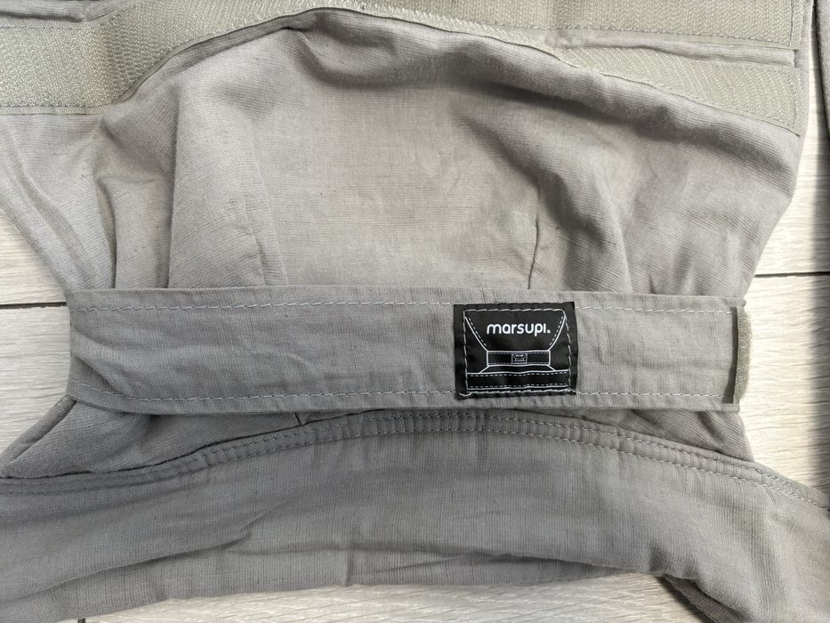 Marsupi Breeze, light gray - stare foarte buna + Boba Carrier