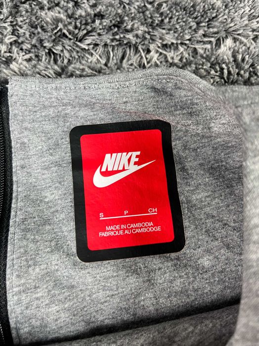 Nike Sportswear Tech Fleece Crewneck Sweatshirt Дамска Блуза