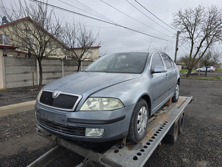 Bara fata octavia 2 cu proiectoare