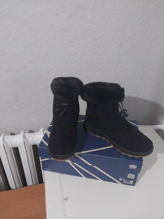 Продам сапоги женские
