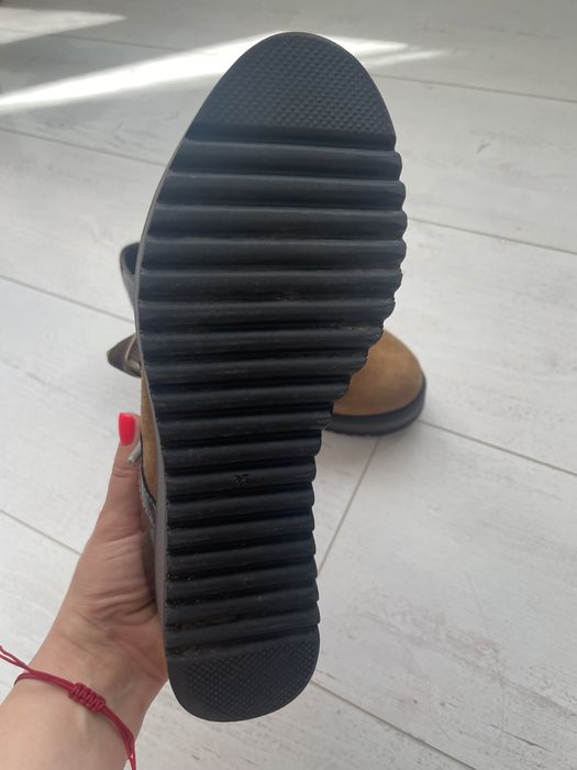 Обувки от естествена кожа, номер 36 и 35