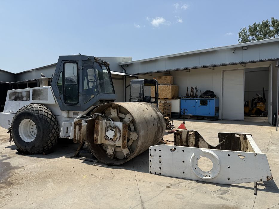 Mentenanta/ reparatii / service cilindru compactor orice tonaj