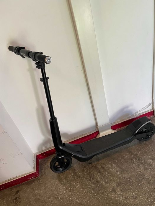 Trotineta electrica pliabila FreeRider 300w 120kg 20km/h 25km nuXiaomi