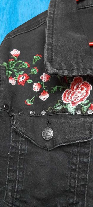Jacheta/geaca de blugi femei cu broderie florala Beloved