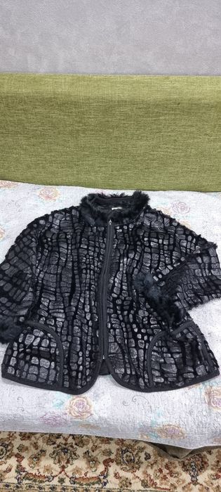 Продам женские вещи