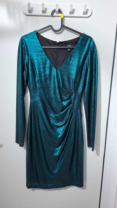 GUESS  с блестящ ефект и драпиран преден детайл –  EU 32 , EU 34