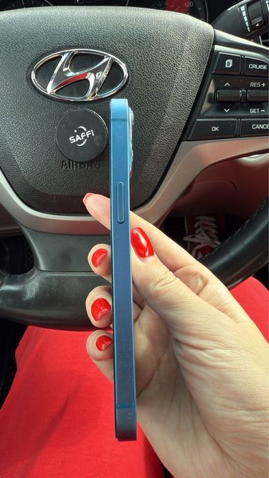 Iphone 13 256 gb 86% акб