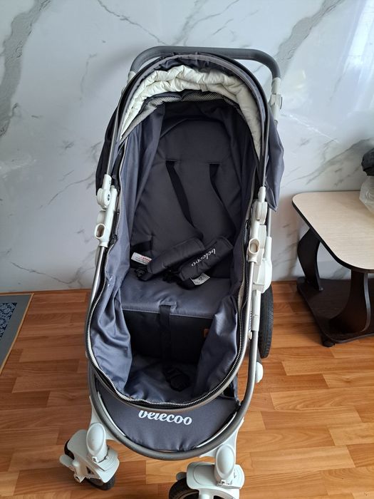 Продам коляску фирмы belecoo