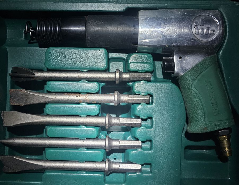 Отбойник. Jonnesway