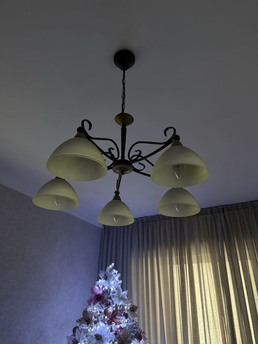 Люстра классика 4000