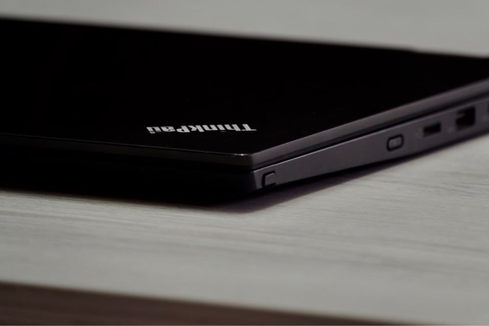 HP EliteBook 830 G8 vPro i7 1185G7/32GB/256GB