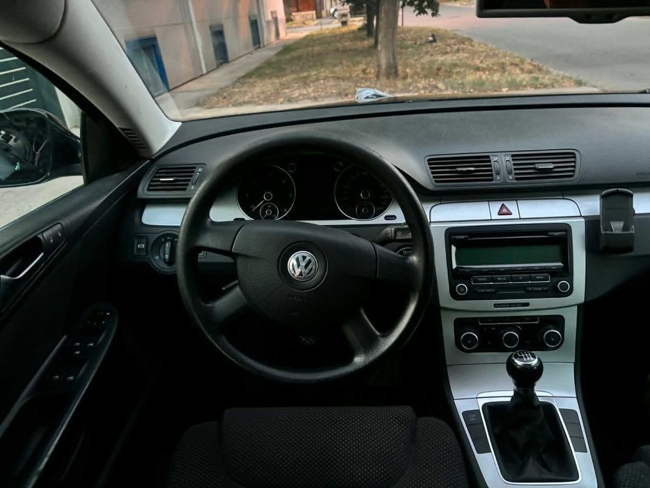 vand vw passat B 6  an 2010 euro 5  motor 2.0  tdi klima