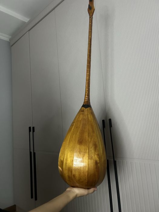 Домбыра сатылады