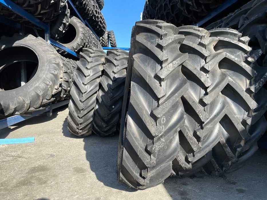 13.6-28 Anvelope noi cu 14PR livrare rapida BKT garantie 3 ani