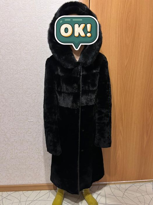 Продам мутоновую шубу с норкой