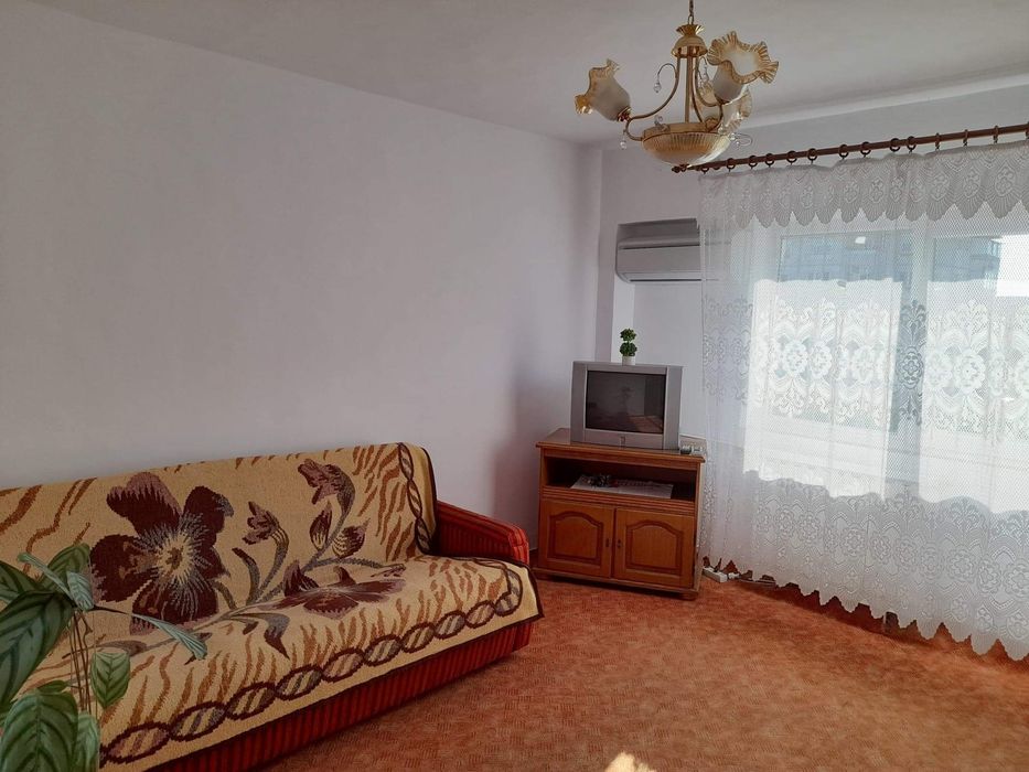 Garsoniera de vanzare zona Rogerius