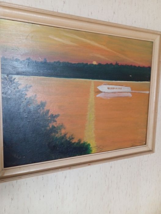 Продам картины на холсте маслом.