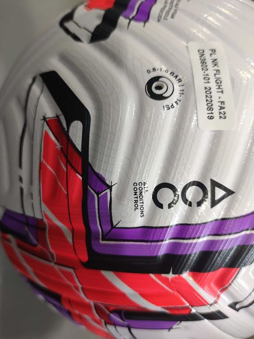 Nike FIFA Quality Pro.Футболни топки.Нови.Оригинал.
