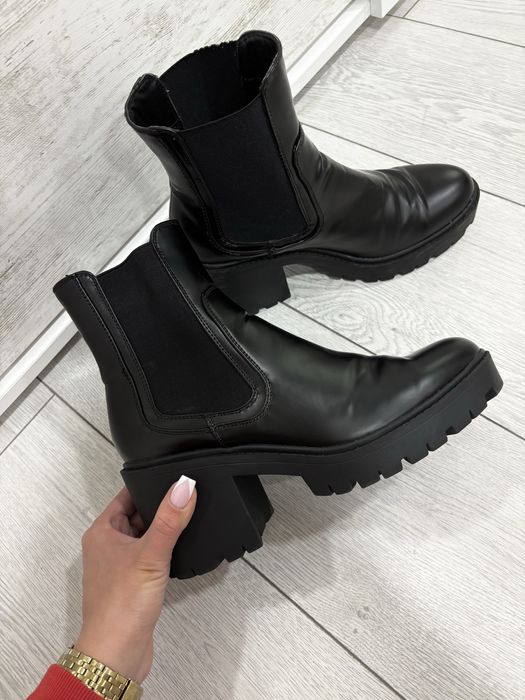 Боти Primark, отлично състояние