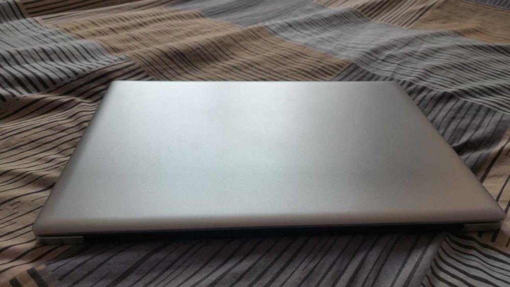 Лаптоп 15.6" Full HD – нов | 8GB RAM | 256GB SSD | Windows 11 Pro