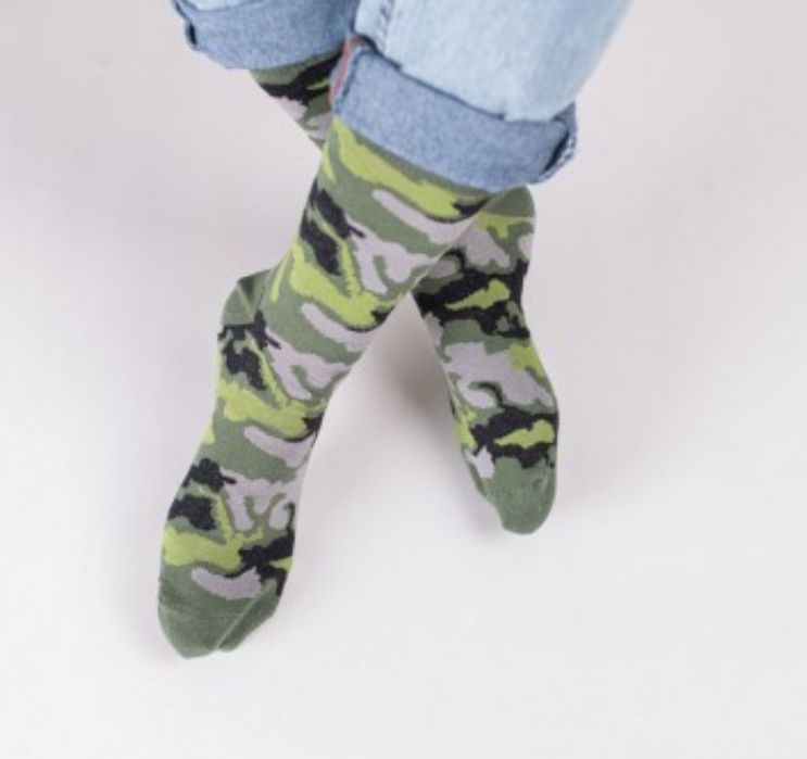 Дълги чорапи камуфлаж с надпис "И ЛОВЕЦ СЪМ И РИБАР СЪМ"