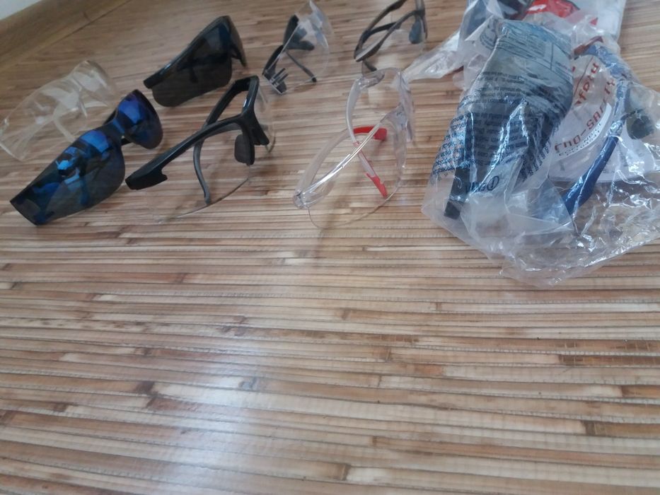 Защитные спец. очки