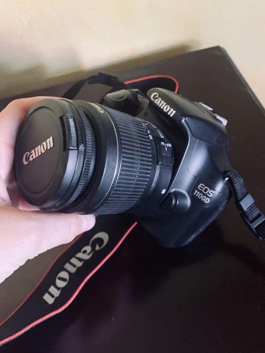 Canon 1100D