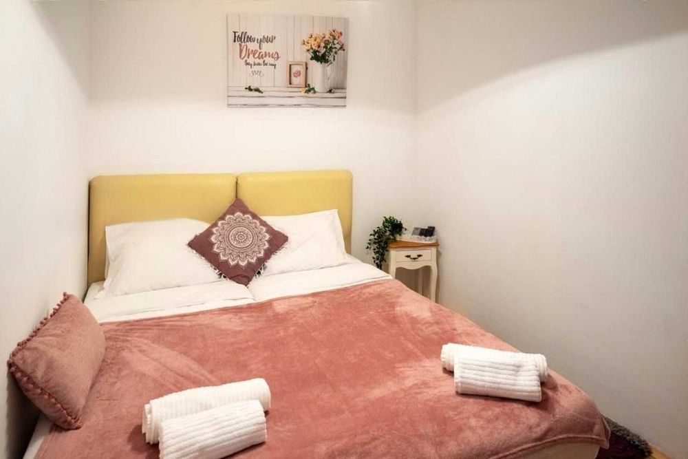 Продава се Къща в София, Център - 143 кв.м за 4546 €/кв.м - Снимка #3