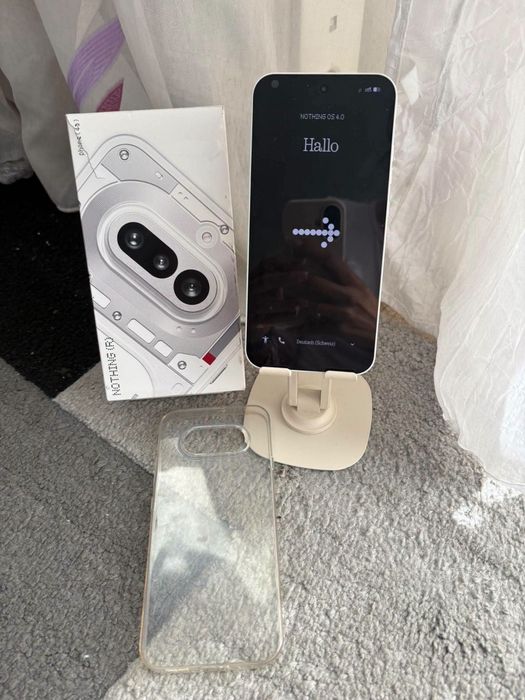 Vând schimb Nothing Phone 4a