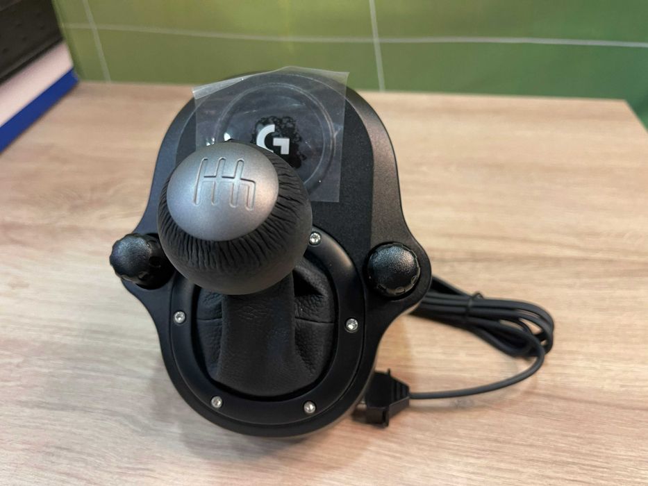 Пълен комплект волан Logitech G29 с педали и скоростен лост (още в гаранция) - Magic Games